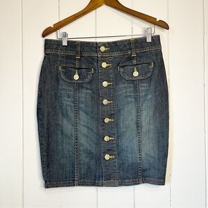 Vintage Tommy Hilfiger Denim Mini Skirt. Size 7.